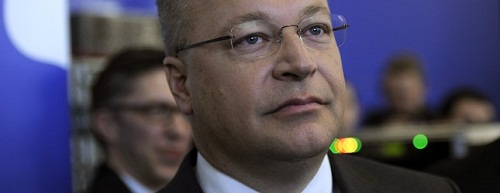 Steve Ballmer：Stephen Elop候选微软下任CEO